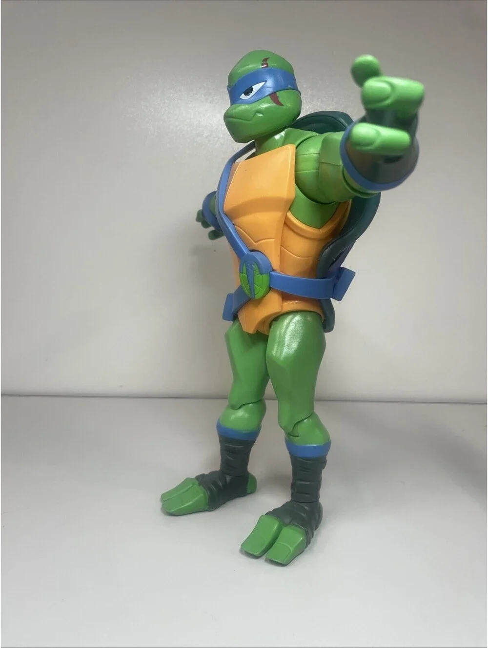 Rise of the Teenage Mutant Ninja Turtles TMNT Leonardo Leo Giant Figure 11